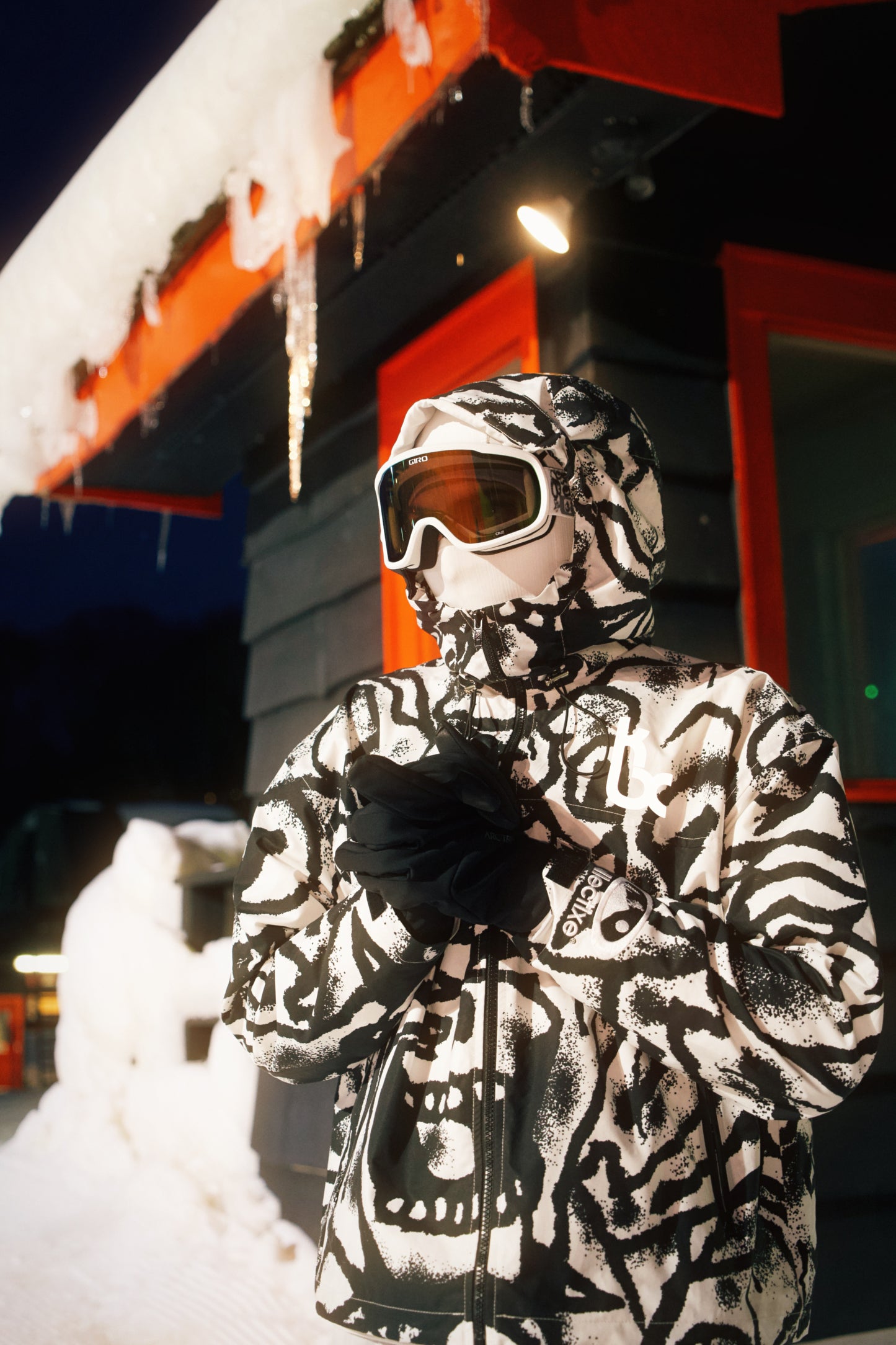 GRAFFITI GHOUL WINDBREAKER